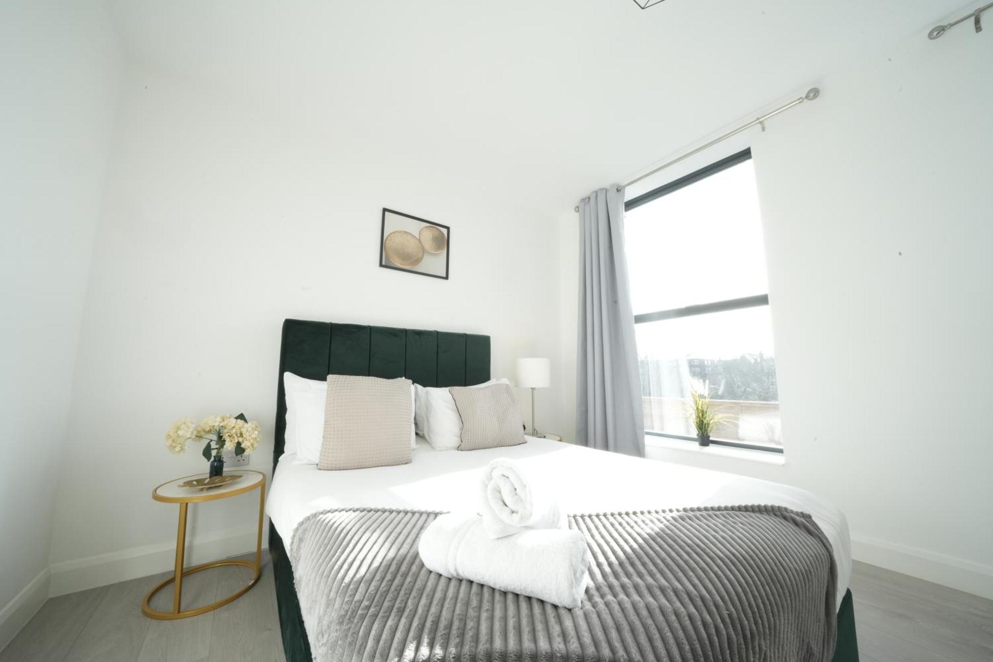 Ealing Broadway Great Stay 7-Minute Walk From The Underground Exterior photo