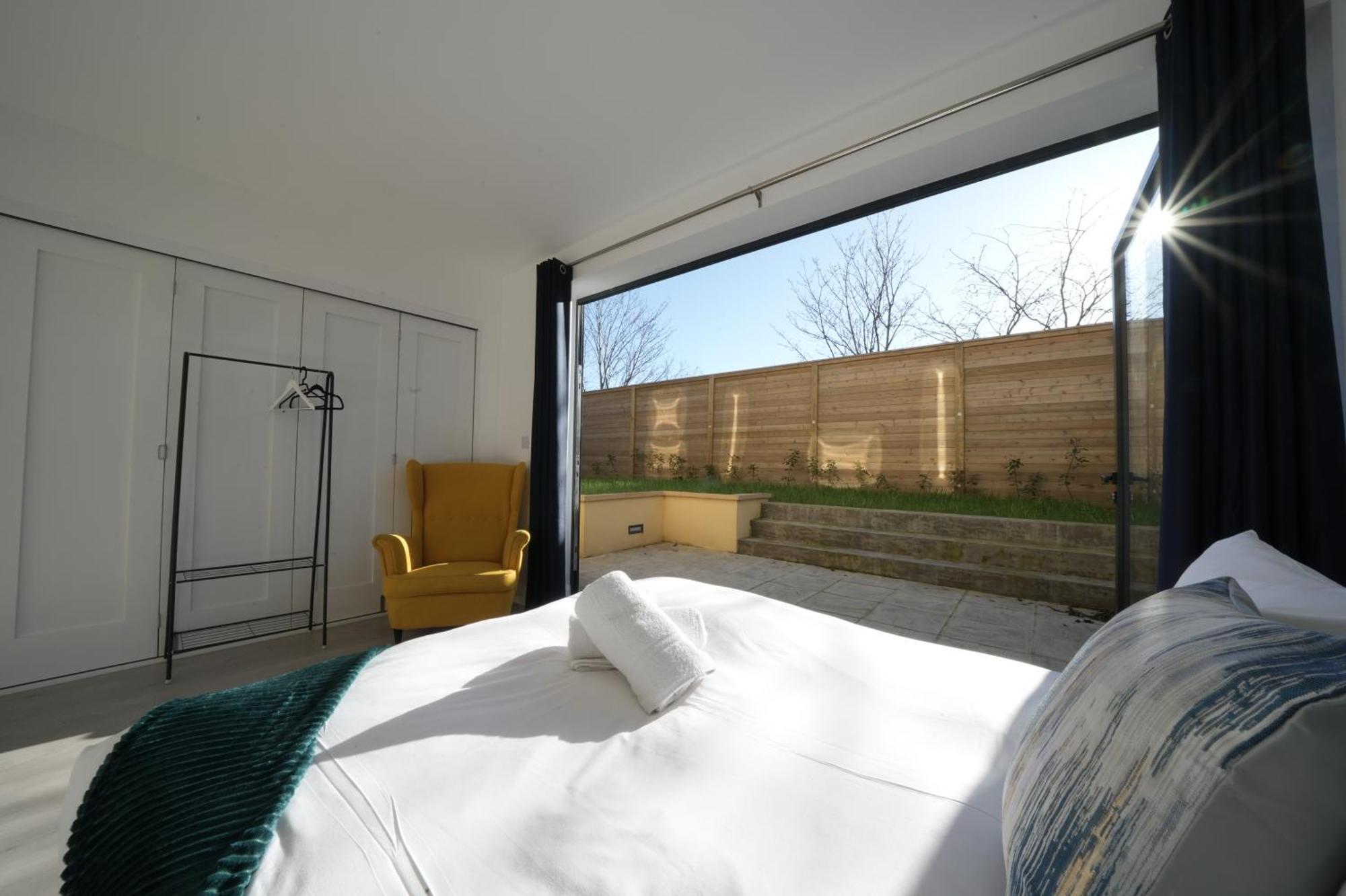 Ealing Broadway Great Stay 7-Minute Walk From The Underground Exterior photo