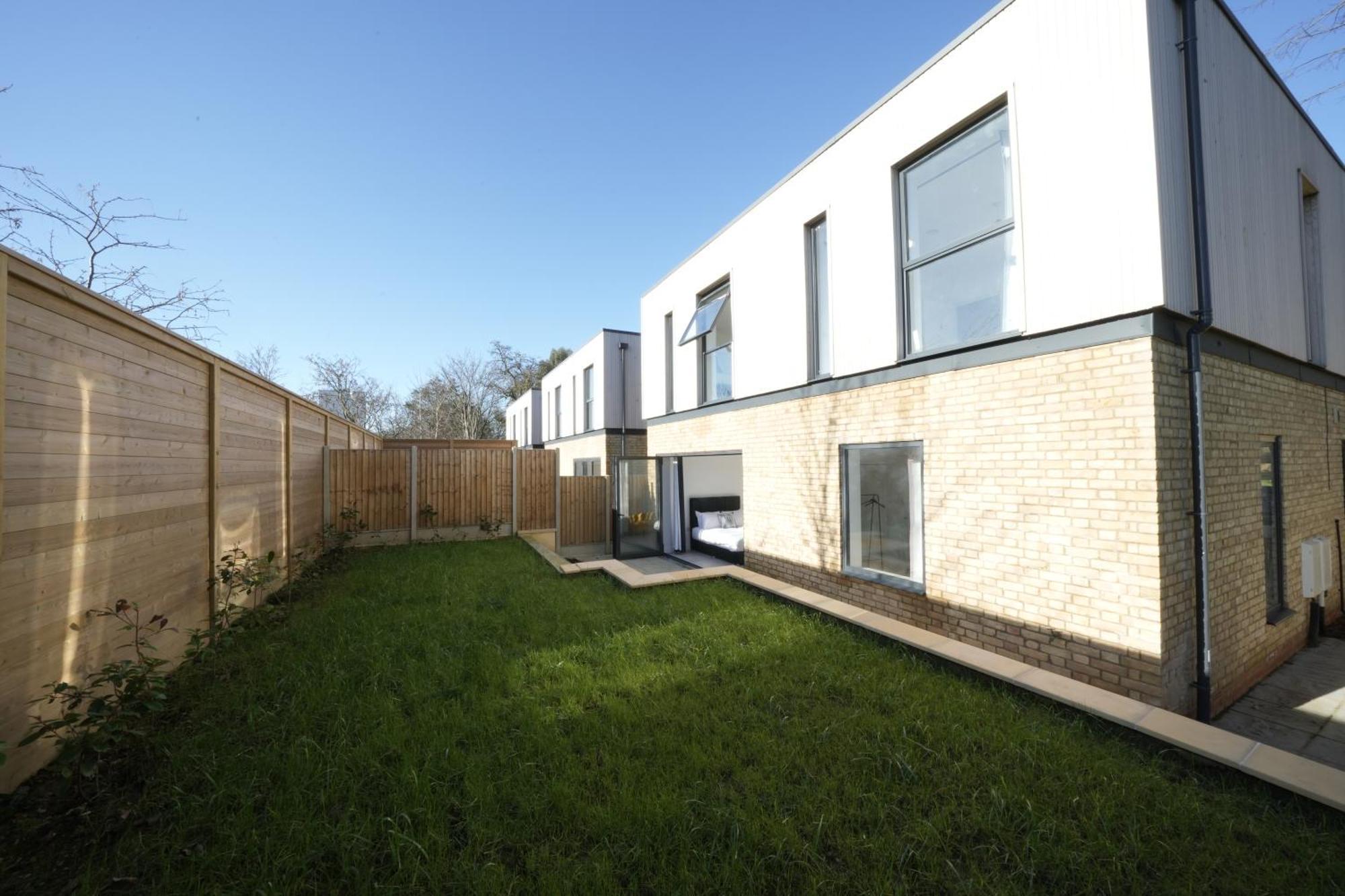 Ealing Broadway Great Stay 7-Minute Walk From The Underground Exterior photo