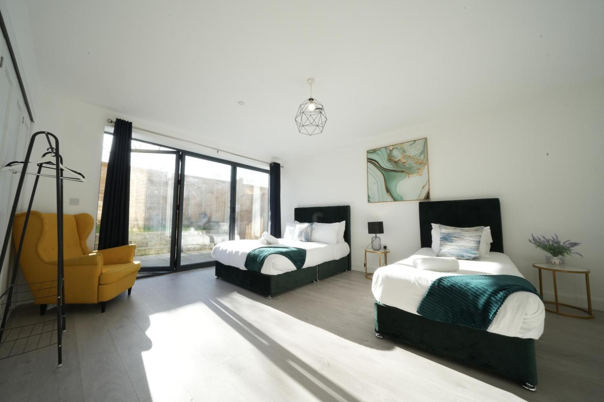 Ealing Broadway Great Stay 7-Minute Walk From The Underground Exterior photo